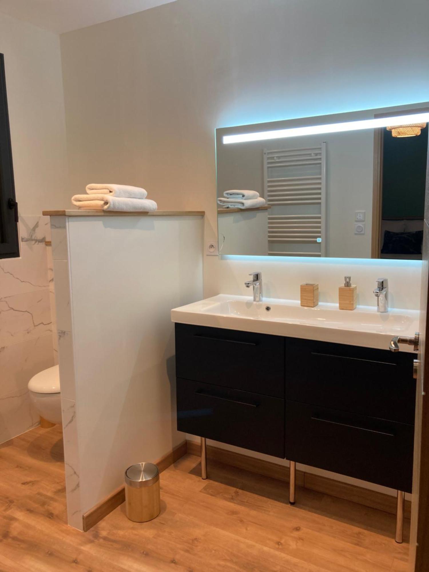 Villa Le 51 Bis Châteauroux Esterno foto