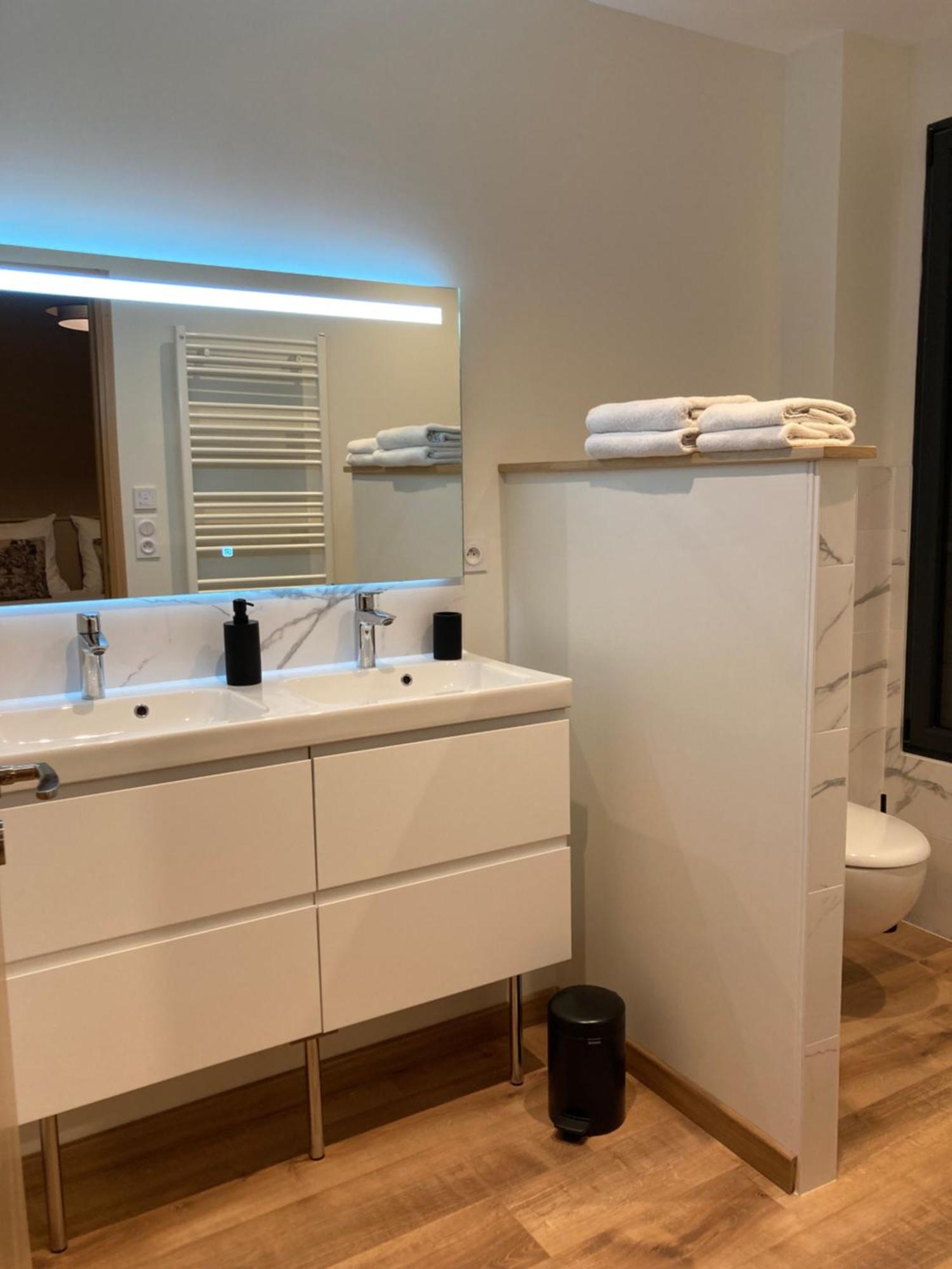Villa Le 51 Bis Châteauroux Esterno foto